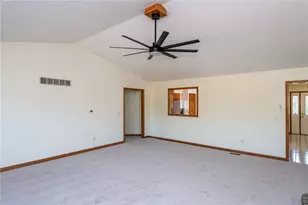 7825 Belle Plain Dr, Huber Heights, OH 45424 - Photo 19