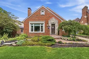 350 Greenmount Blvd, Oakwood, OH 45419 - Photo 1