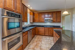5751 Oak Creek Trail, Huber Heights, OH 45424 - Photo 19