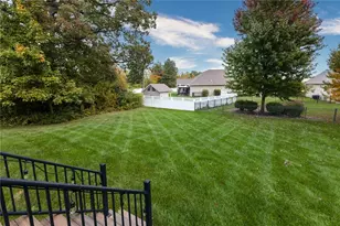 5751 Oak Creek Trail, Huber Heights, OH 45424 - Photo 9