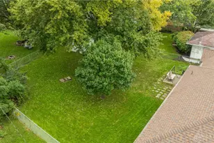 113 N Tippecanoe Dr, Tipp City, OH 45371 - Photo 25
