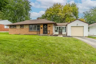 113 N Tippecanoe Dr, Tipp City, OH 45371 - Photo 3