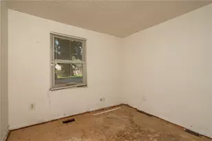200 Tulip Dr, West Carrollton, OH 45449 - Photo 25