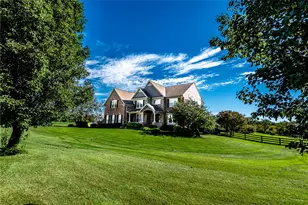 2356 Triple Creek Ct, Turtlecreek Twp, OH 45036 - Photo 1