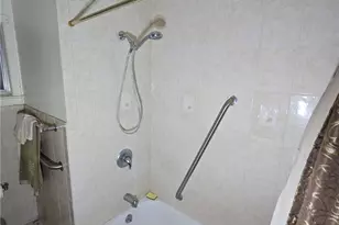 1614 S Gettysburg Ave, Dayton, OH 45417 - Photo 11