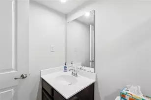 114 Ridgebrook Trl, Beavercreek Twp, OH 45385 - Photo 33