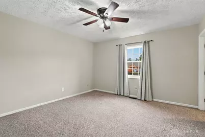 7603 Paragon Commons Circle, Centerville, OH 45459 - Photo 15