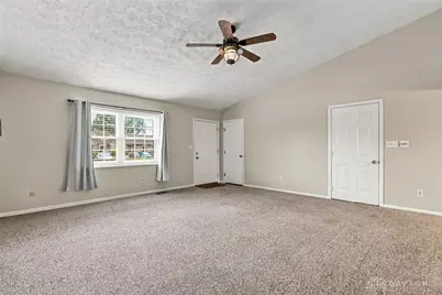 7603 Paragon Commons Circle, Centerville, OH 45459 - Photo 5