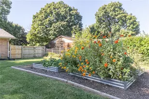 887 New England Ave, Centerville, OH 45429 - Photo 43