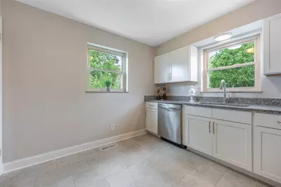 327 Patterson Road, Oakwood, OH 45419 - Photo 13