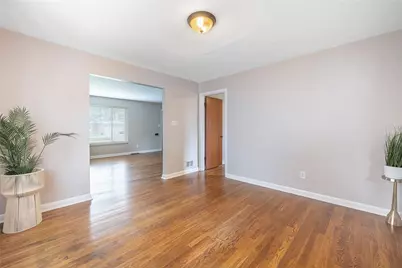 327 Patterson Road, Oakwood, OH 45419 - Photo 9