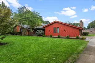 1211 Agate Trail, Washington Twp, OH 45459 - Photo 3