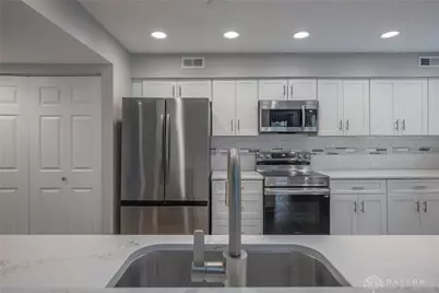 102 Nantucket Landing, Washington Twp, OH 45458 - Photo 11