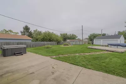 7803 Redbank Lane, Huber Heights, OH 45424 - Photo 19