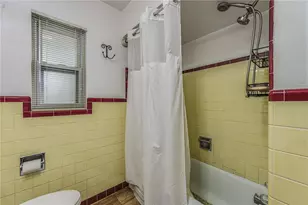 24 E Orchard Springs Dr, Dayton, OH 45415 - Photo 13