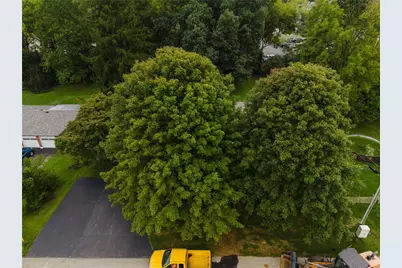 24 E Orchard Springs Drive, Dayton, OH 45415 - Photo 43