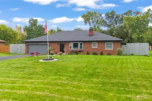3776 Reinwood Dr, Dayton, OH 45414 - Photo 1