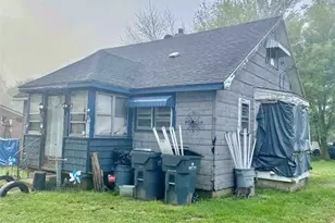 122 E Caroline St, Union City, OH 45390 - Photo 3