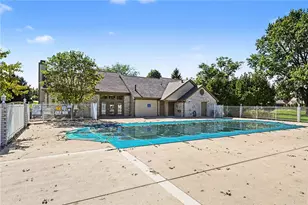 1655 Piper Ln, Dayton, OH 45440 - Photo 27