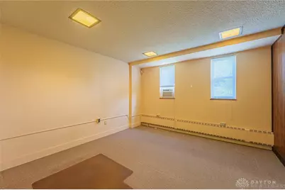 220 W Siebenthaler Avenue, Dayton, OH 45405 - Photo 15
