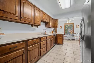 129 W Van Lake Drive, Vandalia, OH 45377 - Photo 13