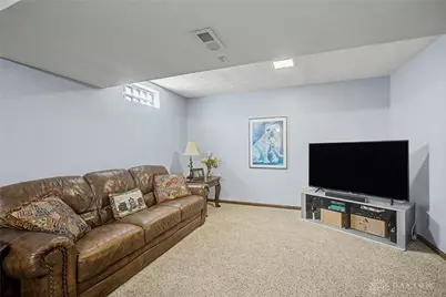 129 W Van Lake Drive, Vandalia, OH 45377 - Photo 39