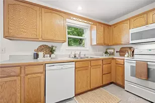 8300 Normandy Creek Dr, Washington Twp, OH 45458 - Photo 29