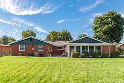 1021 Cottage Court Drive, Fairborn, OH 45324 - Photo 5