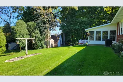 324 Oakridge Drive, Springfield, OH 45504 - Photo 15