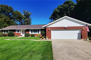 324 Oakridge Dr, Springfield, OH 45504 - Photo 1