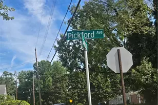 1088 Pickford, Akron, OH 44320 - Photo 7