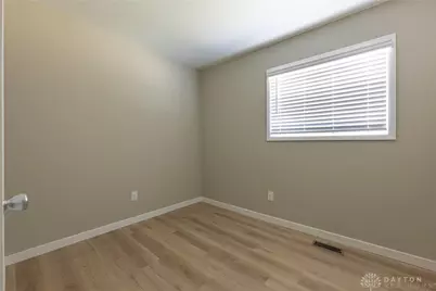 1530 S Alex Road, West Carrollton, OH 45449 - Photo 11