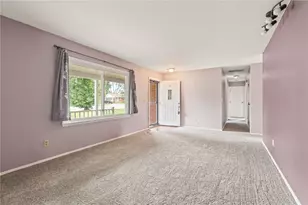 230 S Dorset Rd, Troy, OH 45373 - Photo 9