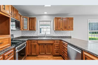 1423 Crestview Drive, Springfield, OH 45504 - Photo 17