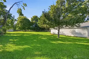 13 N Maple St, Jamestown Vlg, OH 45335 - Photo 37