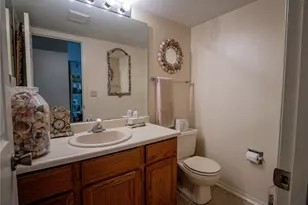 8860 Christygate Ln, Huber Heights, OH 45424 - Photo 17