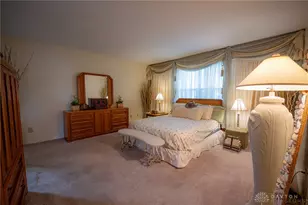 8860 Christygate Ln, Huber Heights, OH 45424 - Photo 11