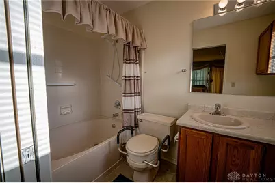 8860 Christygate Lane, Huber Heights, OH 45424 - Photo 15