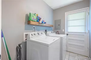 5933 Carnation Rd, West Carrollton, OH 45449 - Photo 21