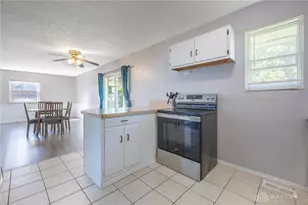 5933 Carnation Rd, West Carrollton, OH 45449 - Photo 7