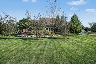 1025 Rosewood Creek Drive, Troy, OH 45373 - Photo 71