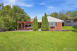 186 Meadow Ln, Springfield, OH 45505 - Photo 1