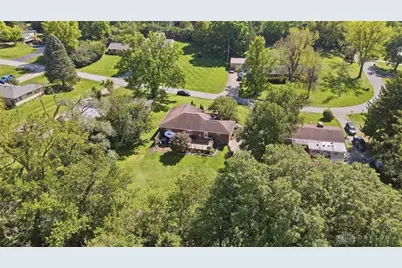 186 Meadow Lane, Springfield, OH 45505 - Photo 3