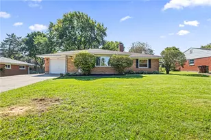 1012 E Stroop Rd, Kettering, OH 45429 - Photo 1