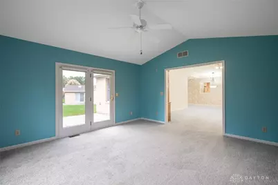 1504 Dee Anne Drive, Xenia, OH 45385 - Photo 9