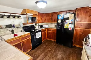 1208 Main Dr, Greenville, OH 45331 - Photo 3