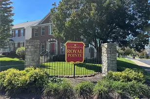 2639 Royal Gateway, Beavercreek, OH 45431 - Photo 3