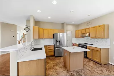 2639 Royal Gateway, Beavercreek, OH 45431 - Photo 9