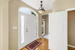 2639 Royal Gateway, Beavercreek, OH 45431 - Photo 5