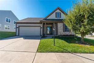 85 Woodcliff Blvd, Springboro, OH 45066 - Photo 1